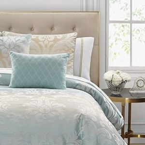 NEW Marquis by Waterford Tierra decorative pillow (only one pillow)